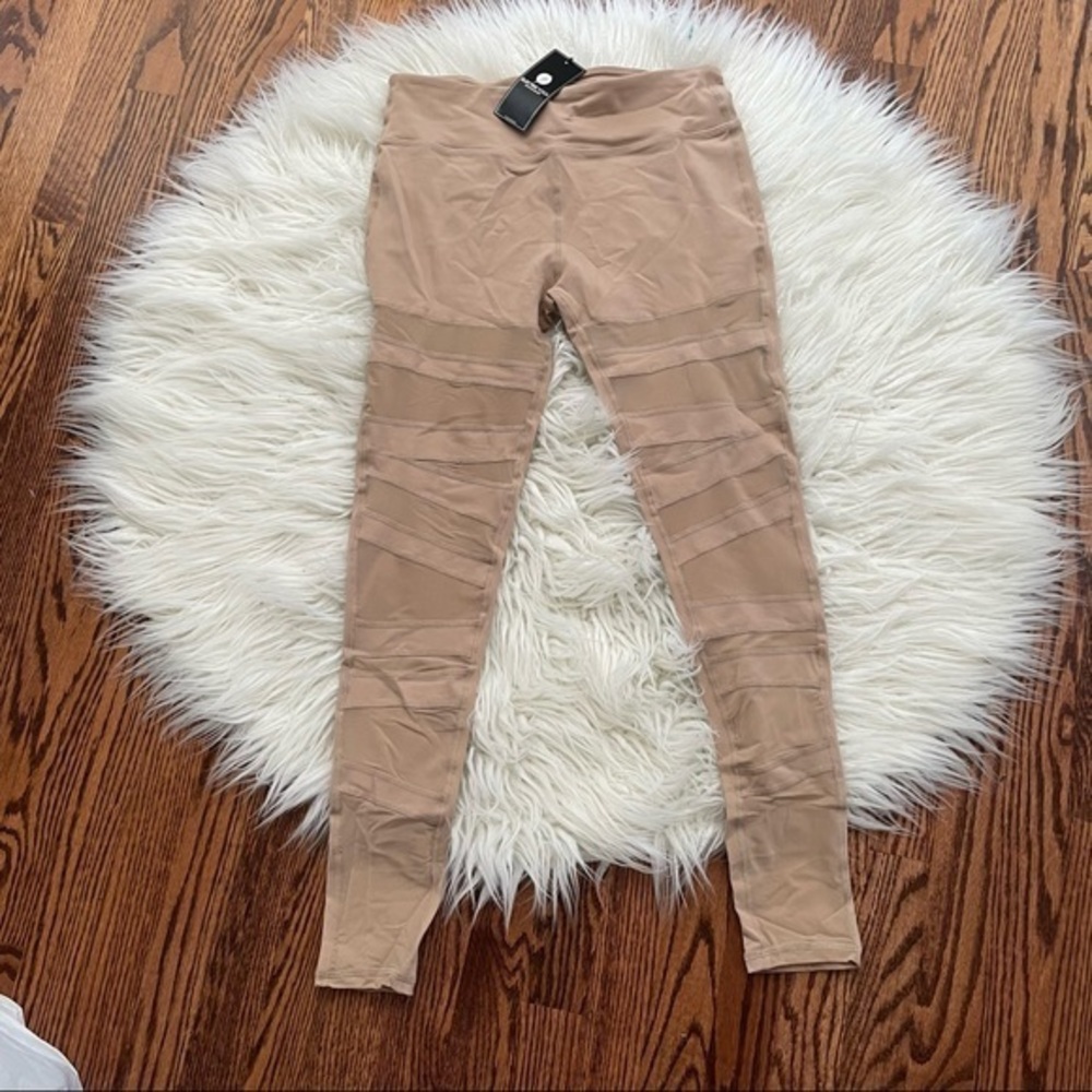 Electric yoga beige legging sheer mesh detail size M NWT
